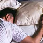 اگر برای چند دقیقه بیشتر خوابیدن زنگ ساعت را قطع می کنید حتما بخوانید