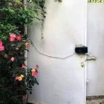 خلاقیت خنده دار و حماسه ساز  پدر ایرانی برای جا شدن ماشین در حیاط کوچک خانه اش +عکس / هنر نزد ایرانیان است و بس