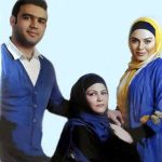 آزاده زارعی بازیگر آوای باران به همراه پدر، مادر و برادرش + عکس