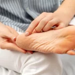 چگونه از ترک پا جلوگیری کنیم؟ /  هفت روش طلایی بدون هزینه و آسان
