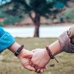 ۶ نقش شگفت‌انگیز «هورمون عشق» که هیچ‌کس به شما نگفته!