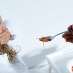 چرا اختلالات خوردن فقط درباره غذا نیستند؟ رمزگشایی پیام‌های پنهان روانی