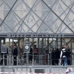 دو تن از سارقان «لوور» بازداشت شدند