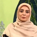 فیلم / عذرخواهی مجری معروف تلویزیون به‌دلیل اشتباه لفظی در هنگام عرض تسلیت!/ عذر می‌خوام که…