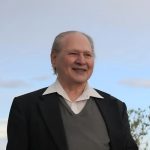 این مرد با یک اشتباه، از ثروت ۳۰۰ میلیارد دلاری گذشت