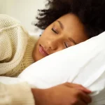 چرت 10 دقیقه ای: راز افزایش انرژی و تمرکز در طول روز