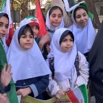 حضور پرشور دانش‌آموزان مدارس شهرستان دماوند، در راهپیمایی یوم‌الله ۱۳ آبان