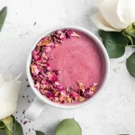 شیر ماه صورتی چیست؟ / طرز تهیه نوشیدنی آرامش‌بخش و مقوی برای خواب بهتر