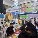 بازدید دانش آموزان مدرسه شهید عامری از نمایشگاه پژوهش و فناوری در خلیل آباد