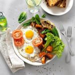 ارتباط زمان مصرف صبحانه با کاهش کلسترول